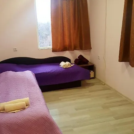 Hotel & Restaurant