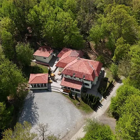 & Restaurant