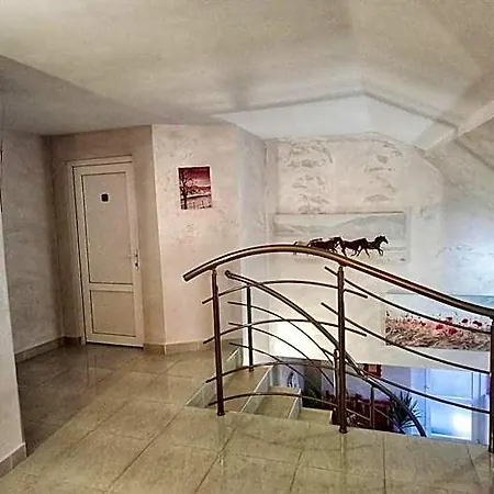 فندق & Restaurant *